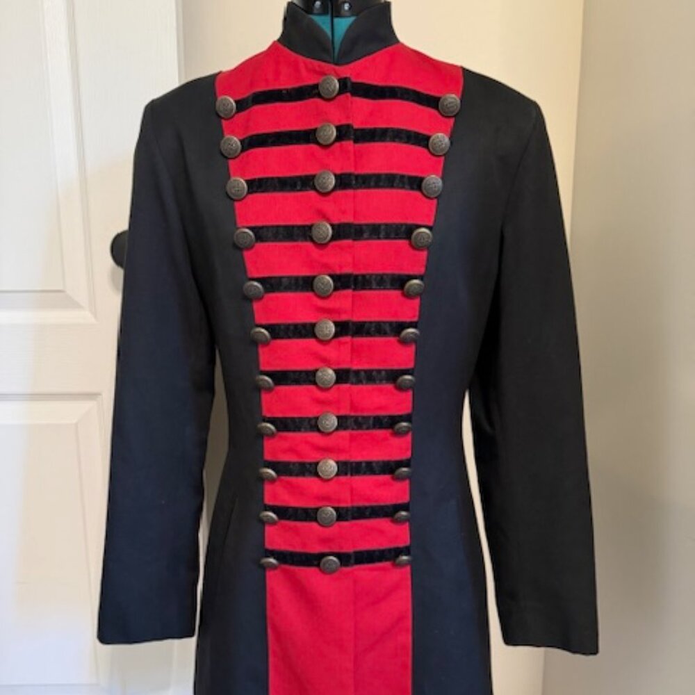 Sargent Pepper Jacket - Women's Sz S from Le Chateau
